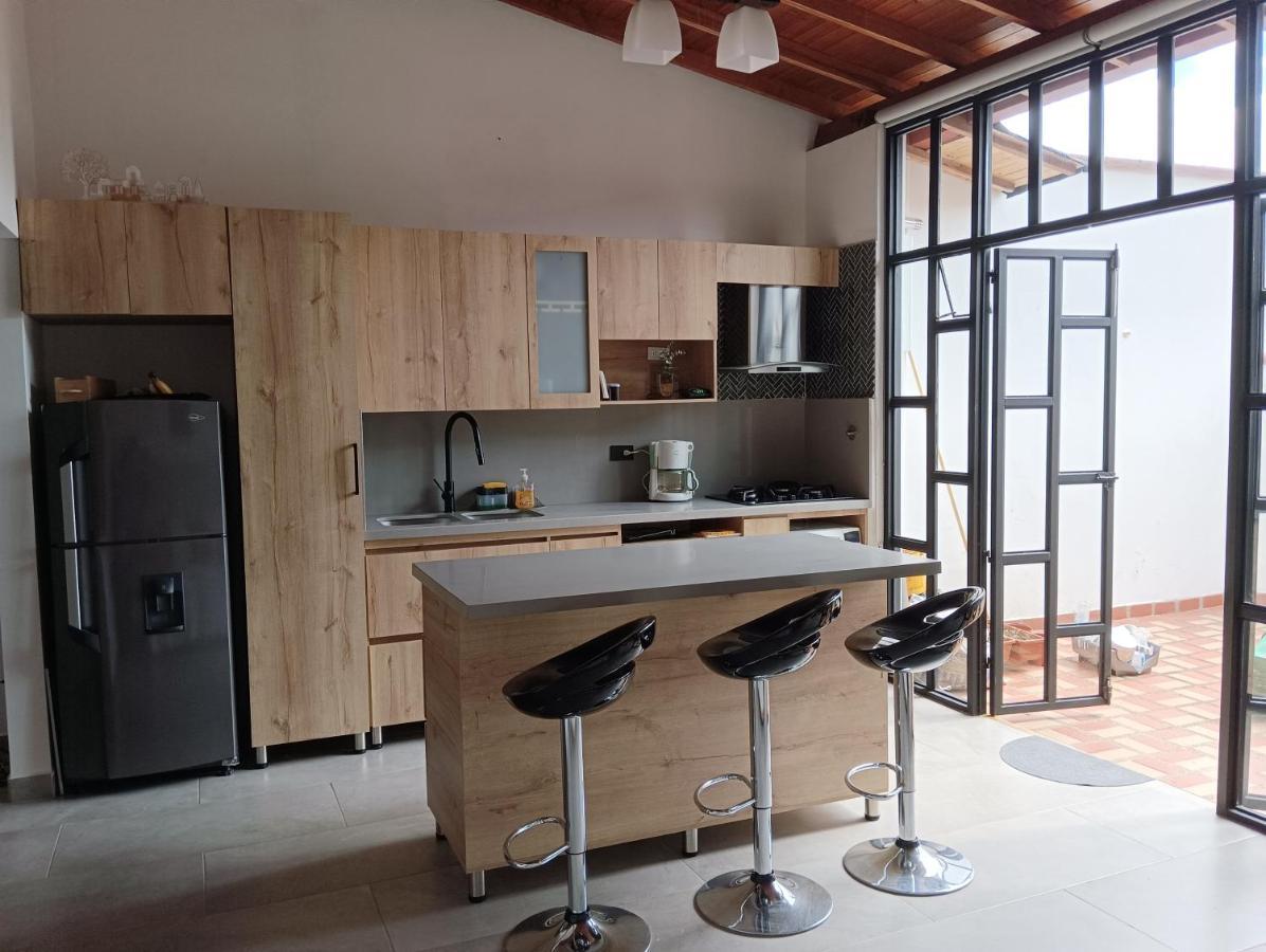 Homestay Casa De Amistad - Friendship House *